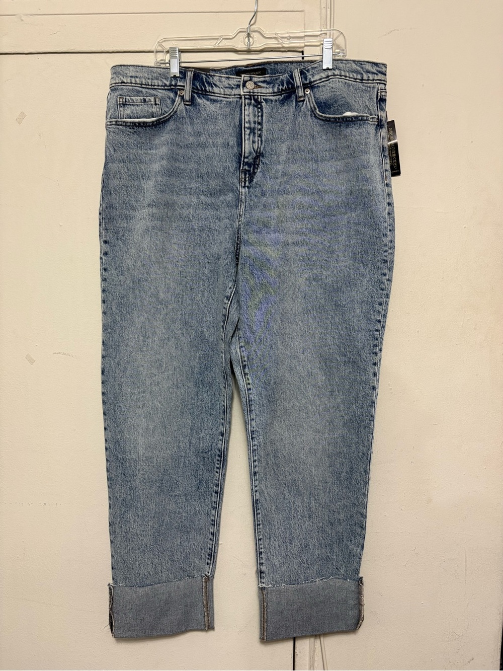Banana Republic Light Blue Relaxed Women’s Jeans - Cuffed Hem